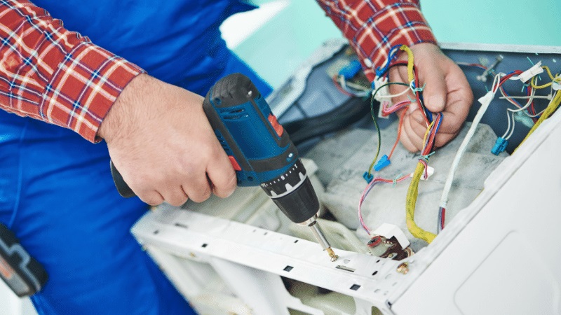 Kırkağaç Fujitsu Fujitsu çamaşır makinesi kart tamiri – Su almama arızası orijinal parça ile giderildi. - Teknik servis örneği